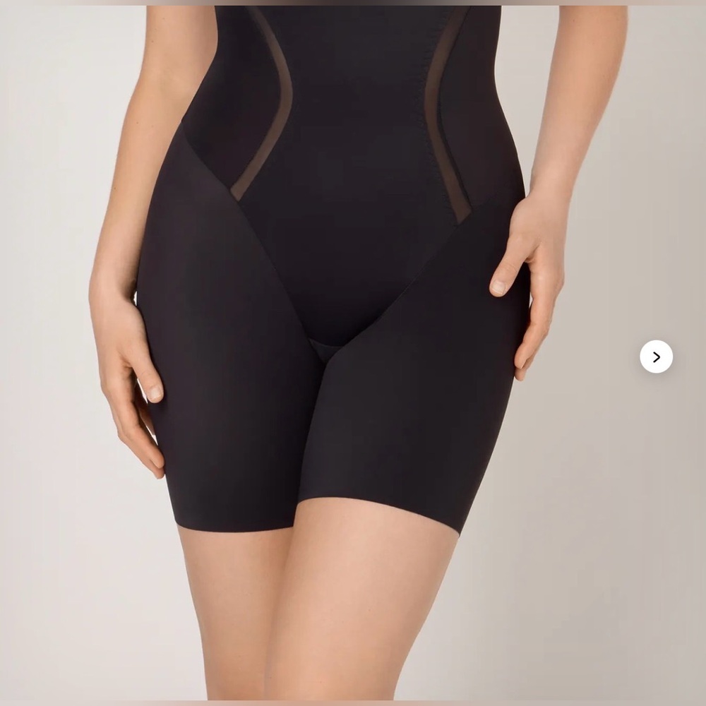 Maidenform shapewear